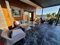 Izmir Cesme Ayasaranda Havuzlu Denize Sifir Satilik Luks Villa