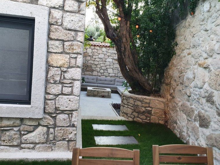 TERAKAMON İzmir Çeşme Alaçatı Kiralık Villa Taş Ev / 150.000 TL/ 2+1