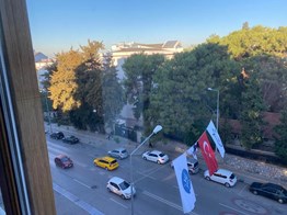 İNÖNÜ CAD. AMERİKAN KOLEJ KARŞISI 3+1 ARA KAT