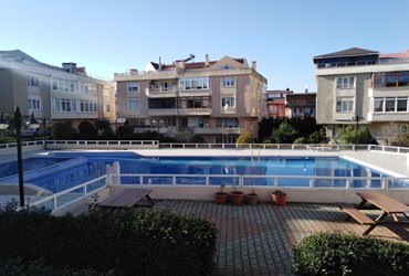 BÜYÜKÇEKME TURGUT ÖZAL BULVARINDA 4+2 KİRALIK BAHÇE KATI DUBLEKS