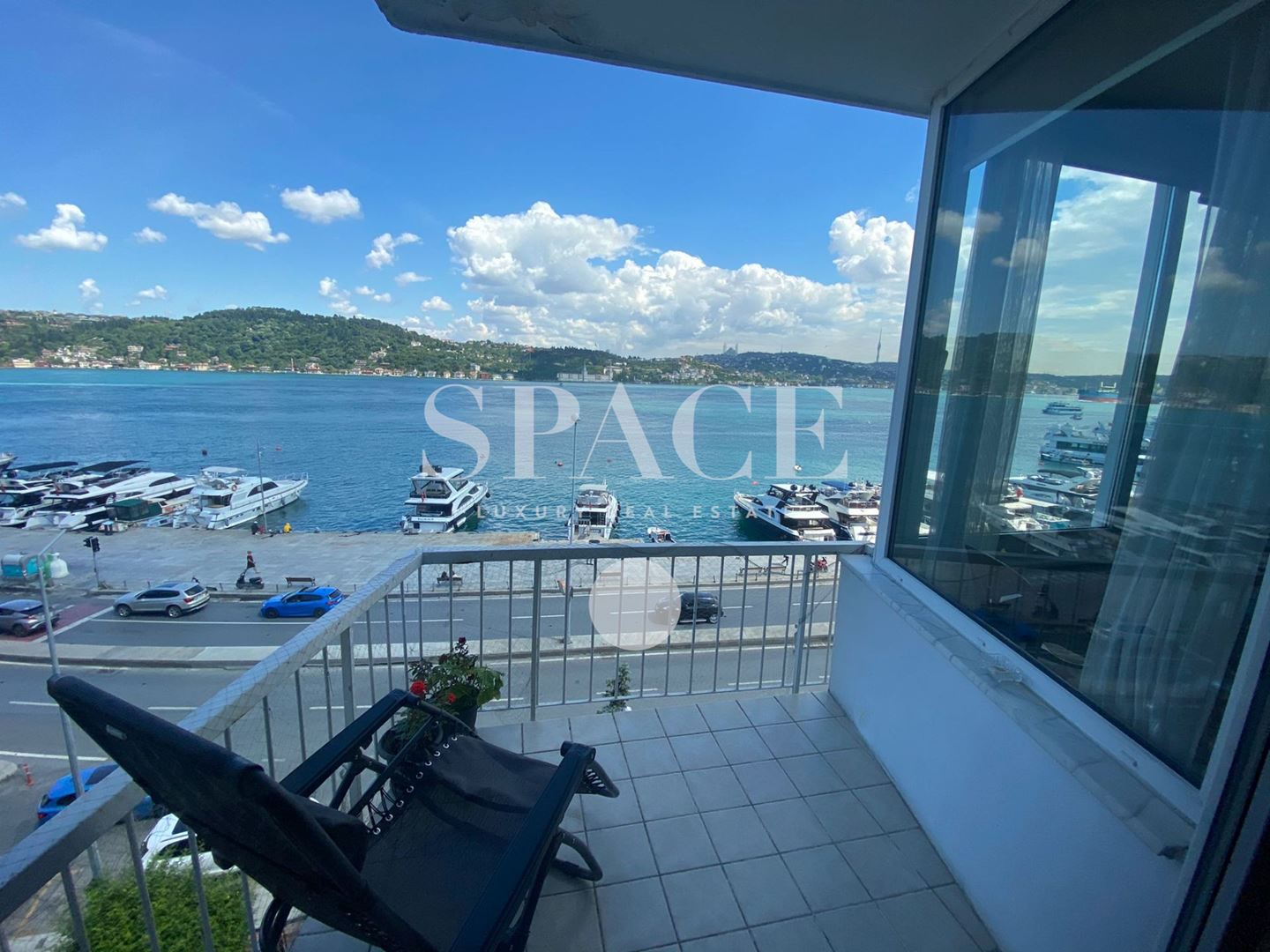 Arnavutköy�de Kiralık Yol Yalı Dairesi Space Luxury Real Estate