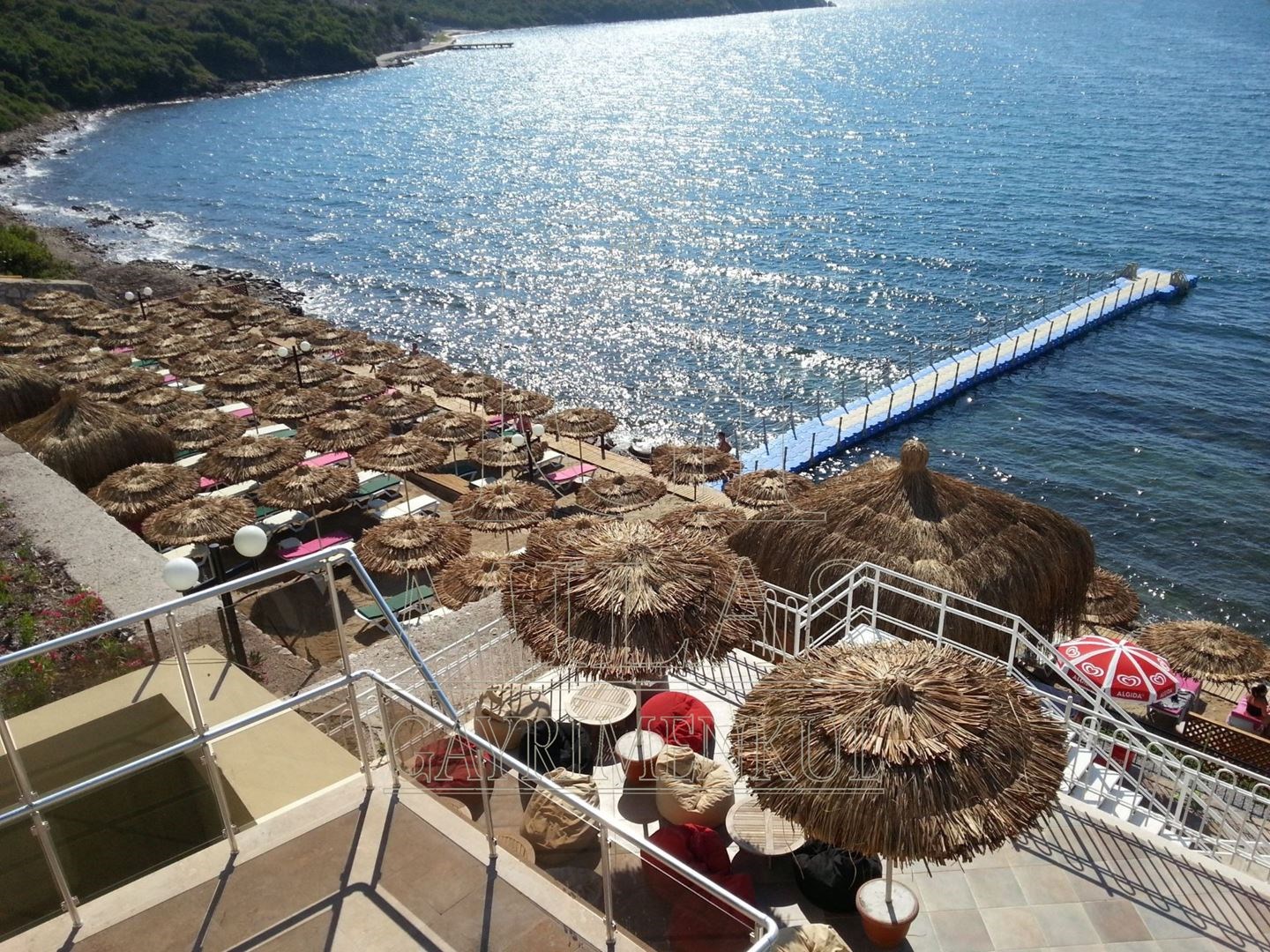 MİLAS GAYRİMENKUL BOĞAZİÇİN�DE FULL DENİZ MANZARALI HAVUZLU SİTEDE