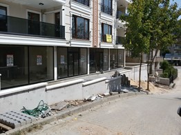 Beşevler Çamlıca da Pazaryerine Yakın 240m2 Kiralık Dükkan
