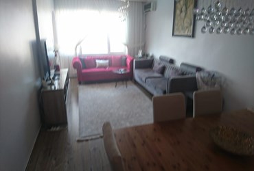 E-5 VE METROBÜSE YÜRÜME MESAFESİNDE 140 M2 3+1 DAİRE