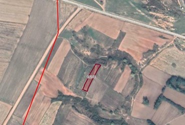 KIRKLARELİ KAVAKDERE KÖYÜ'NDE EVE ÇİFTLİĞE UYGUN 2000 M2 TARLA