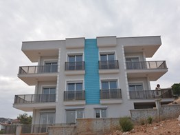 yenifoçada full deniz orman manzaralı teraslı 2+1 daire