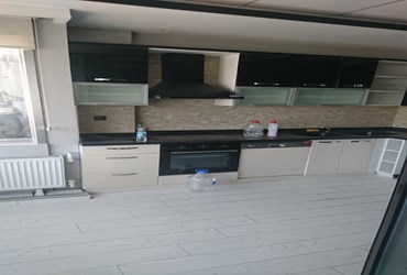 BEYLİKDÜZÜ BEYKENTTE 115 M2 3+1 KİRALIK OFİS