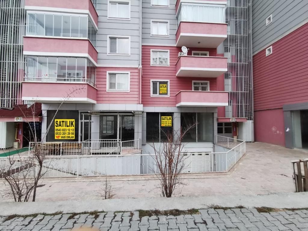 Park Vadi Gayrimenkul Yeni Mahallede Satilik Dukkan 950 000 Tl