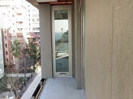 SUADİYE SAHİLDE ADALAR MANZARALI SATILIK 4+1 DAİRE