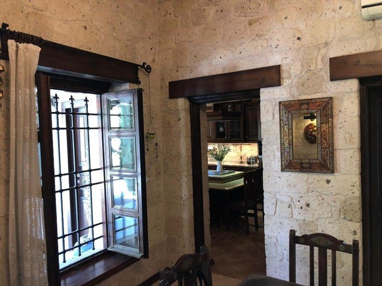 TERAKAMON İzmir Çeşme Alaçatı Satılık Otantik Taş Ev Villa / 6.950.