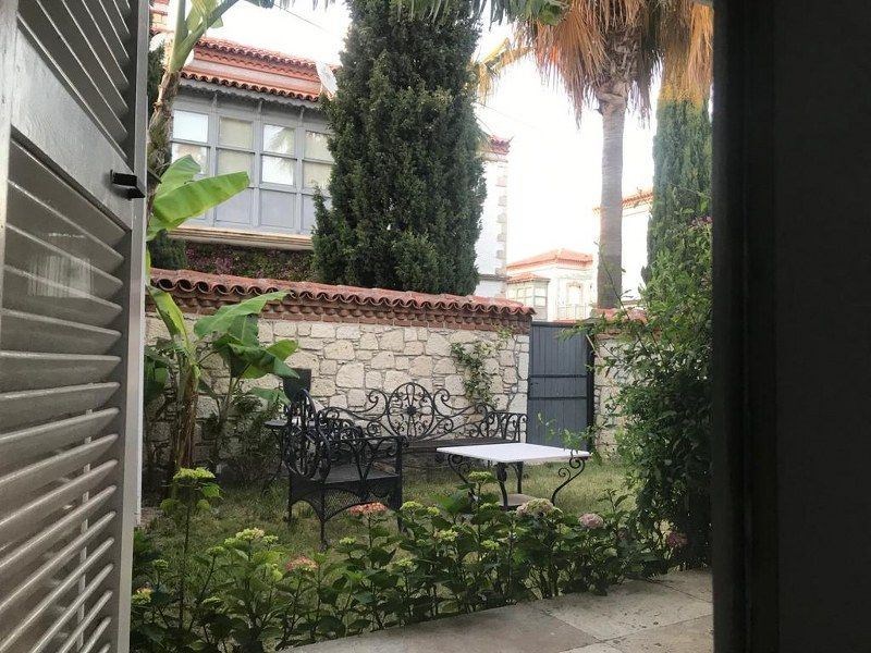 TERAKAMON İzmir Çeşme Alaçatı Satılık Taş Ev Villa / 2.900.000 TL/ 4+1