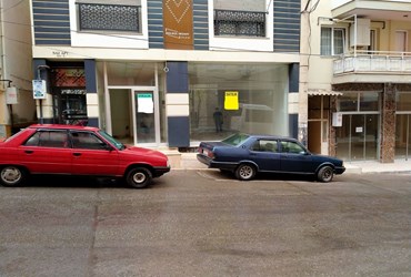 BUCA BULVAR'DAN YILDIZ MH. SATILIK 160m2 İŞYERİ