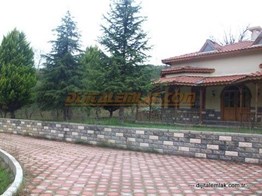 Trilyede Asfalta cephe 5 binlik planda 12.700 m2 Satılık Çiftlik