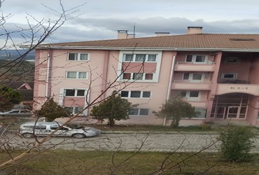 OSMANELİ İNÖNÜ MH TOKİ KONUTLARI BOŞ KİRALIK ARA KAT 3+1
