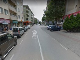 İhsaniye de İşlek Cadde Üzerinde Satılık Dükkan