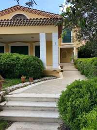 Izmir Cesme Boyalik Denize Yakin Satilik Luks Villa