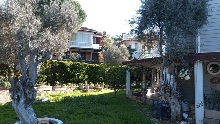 Emlak Bodrum Milas Güllük�te Denize 50 Metre Mesafede Satılık 3+1