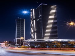 THE PARAGON TOWER ' DA KİRALIK CADDE CEPHELİ DÜKKANLAR