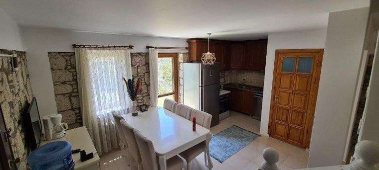 TERAKAMON İzmir Çeşme Alaçatı Bahçeli Müstakil Satılık Taş Ev Villa