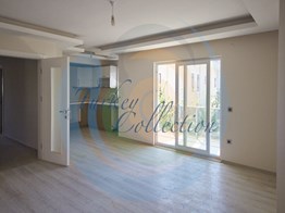 FOÇA PAZARINA YAKIN KONUMDA GÜNEY CEPHE DUBLEKS DAİRE