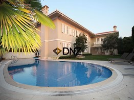 DNZ A.Ş. KEMER COUNTRY Ana Fazda Büyük Tip Yenilenmiş Villa