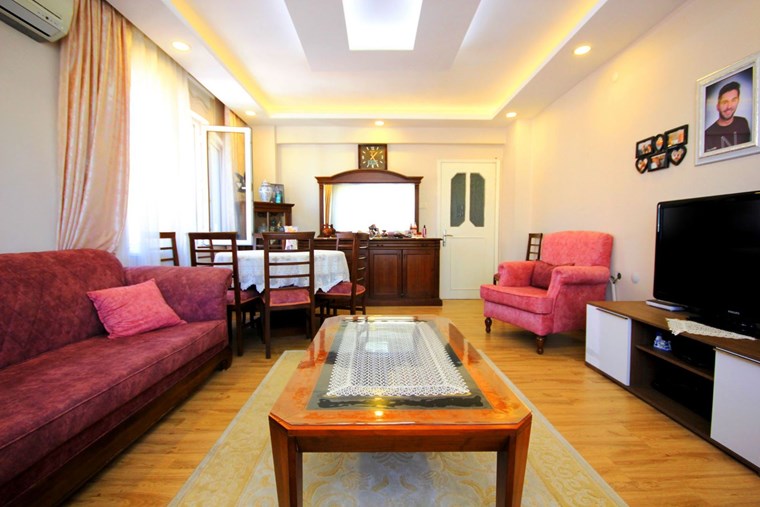 Aktif Emlak AKÇAY ALTINKUM�DA SATILIK FULL KREDİLİ 3+1 OTOPARKLI