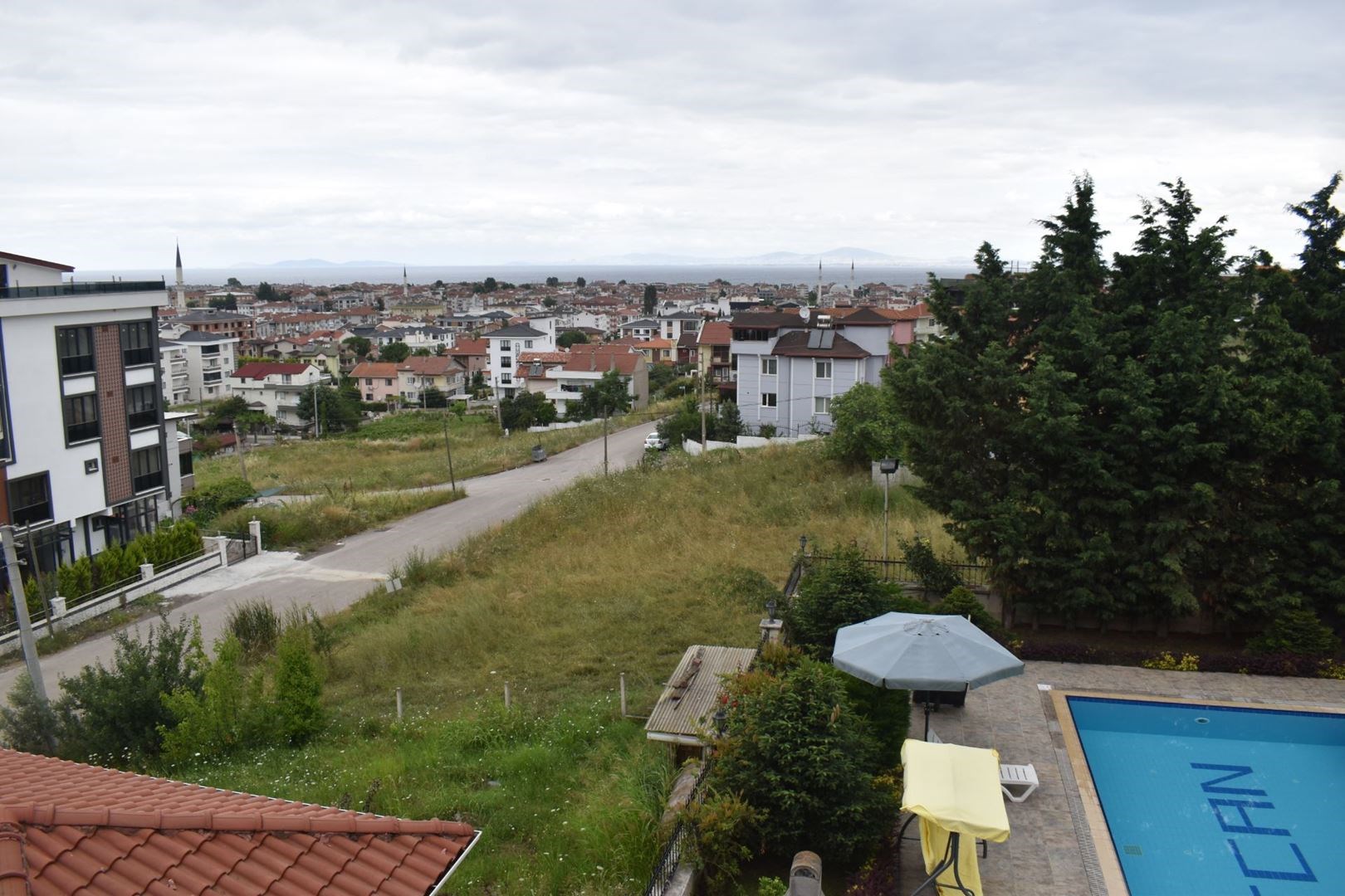 Deniz Gayrimenkul Bursa YALOVA ÇİFTLİKKÖY�DE SATILIK DENİZ MANZARALI