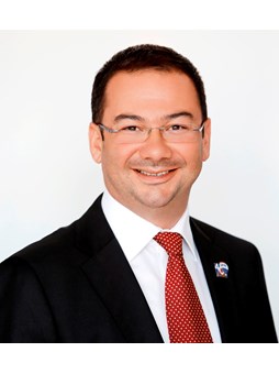 Zeki Ofluoğlu Zeki Ofluoğlu