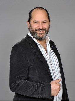 Vedat KASİMİ Vedat KASİMİ